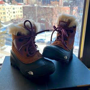 North Face Toddlers Size 13 Shellista Extreme